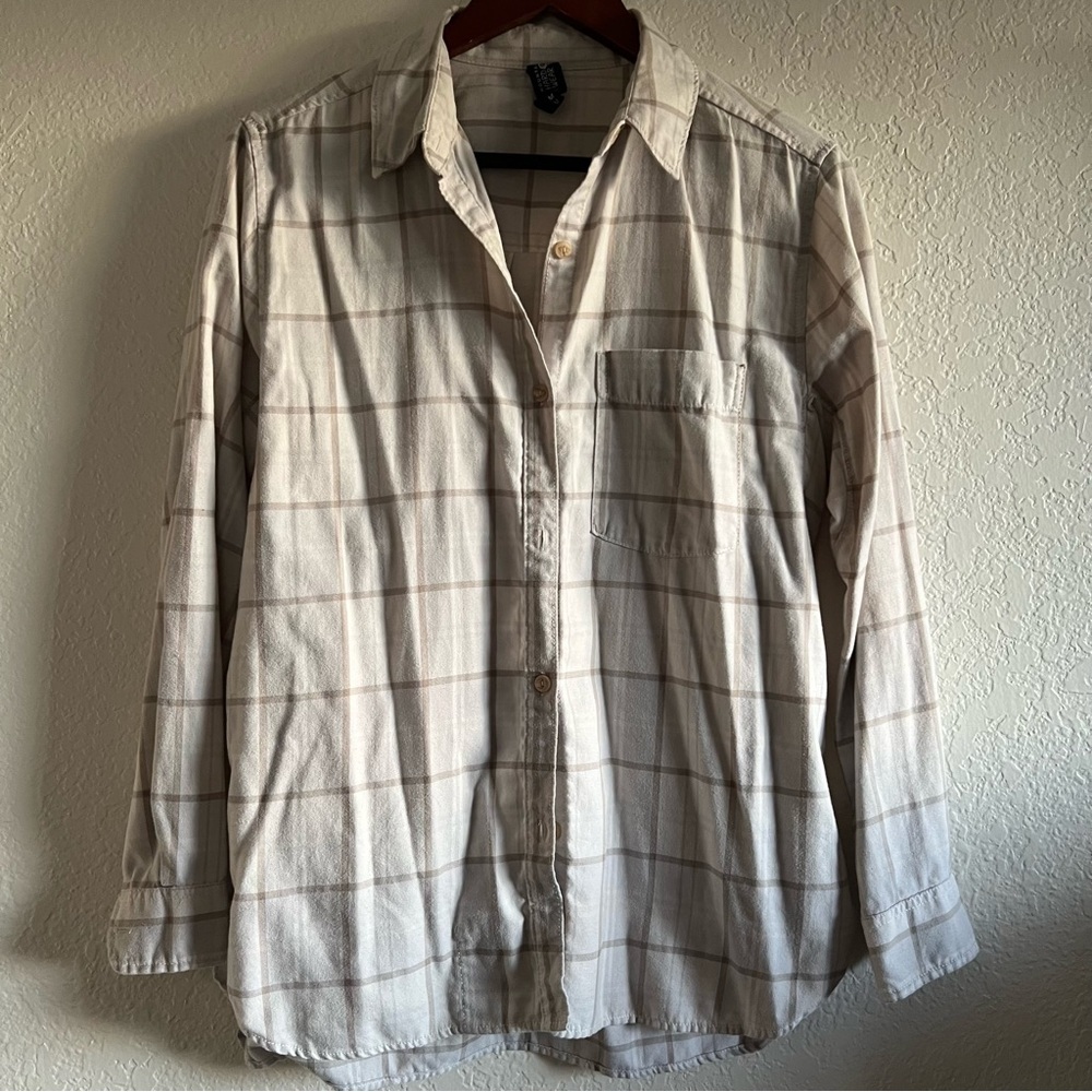 EUC Mountain Hardwear Women's Riley™ Long Sleeve shirt size Medium